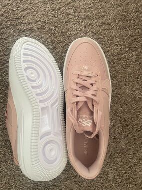 Nike Air Force 1 Low Women's Sneakers - Blush Pink